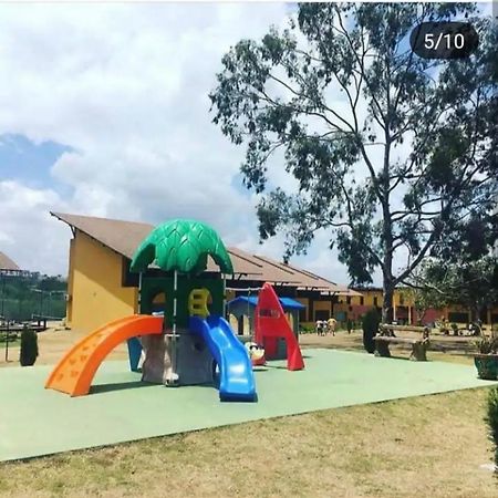 Winterville Flat 226 グラヴァター エクステリア 写真